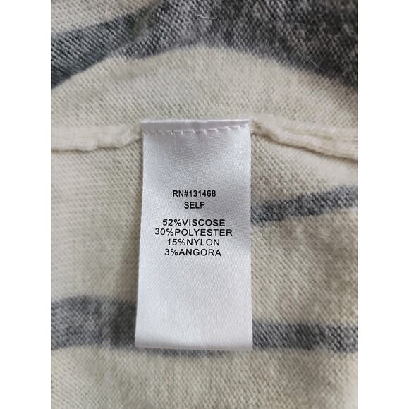 Fate~Woma Sz. M~Off-Whire/Gray Zebra Animal Print Boat Neck Sweater Angora Blend - Picture 4 of 13